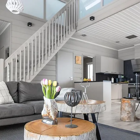 Loma-saaga 3 By Interhome * Syote