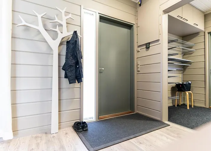 Loma-saaga 3 By Interhome